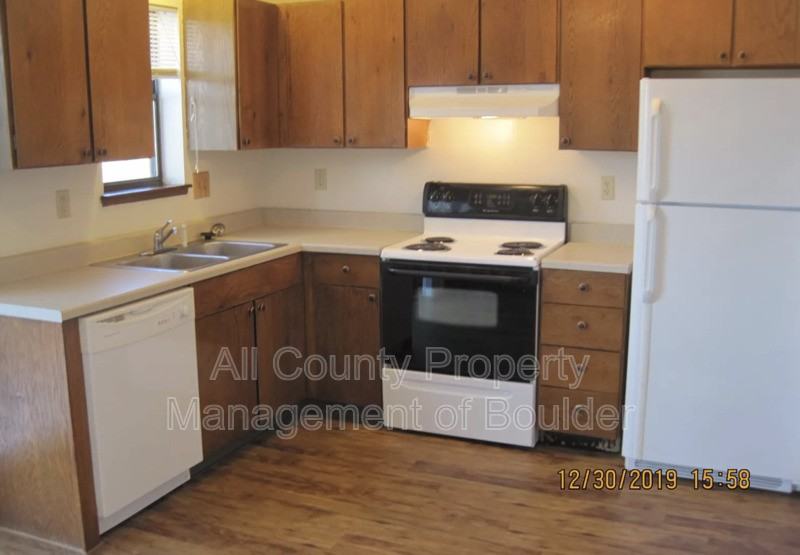 4661 Portside Way - Photo 2 of 16