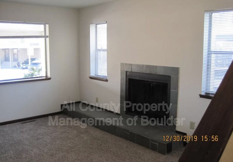 4661 Portside Way - Photo 4 of 16