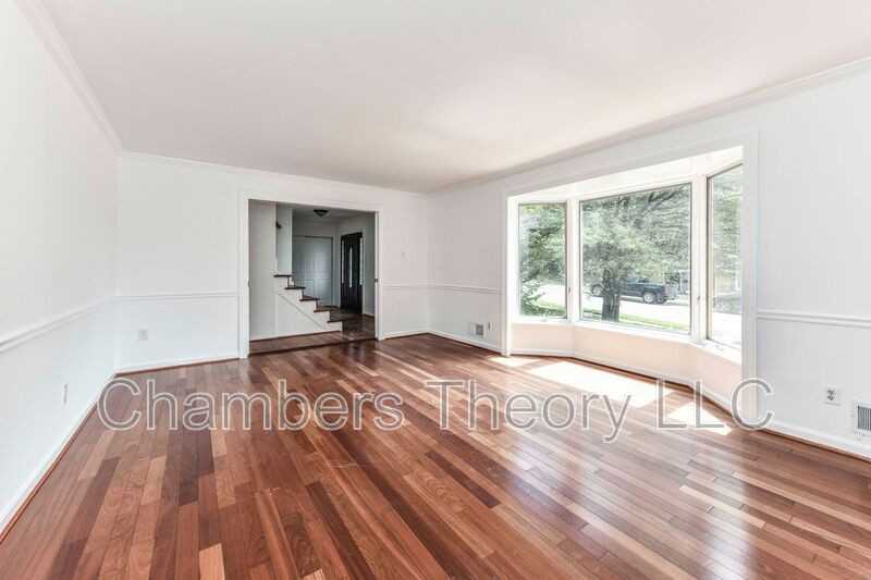 6206 Redwood Ln - Photo 6 of 40
