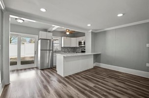featured image of 433 Greenwood Ave