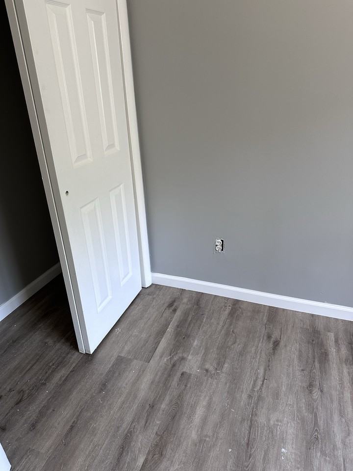 229 3rd St #1 - Photo 3 of 3