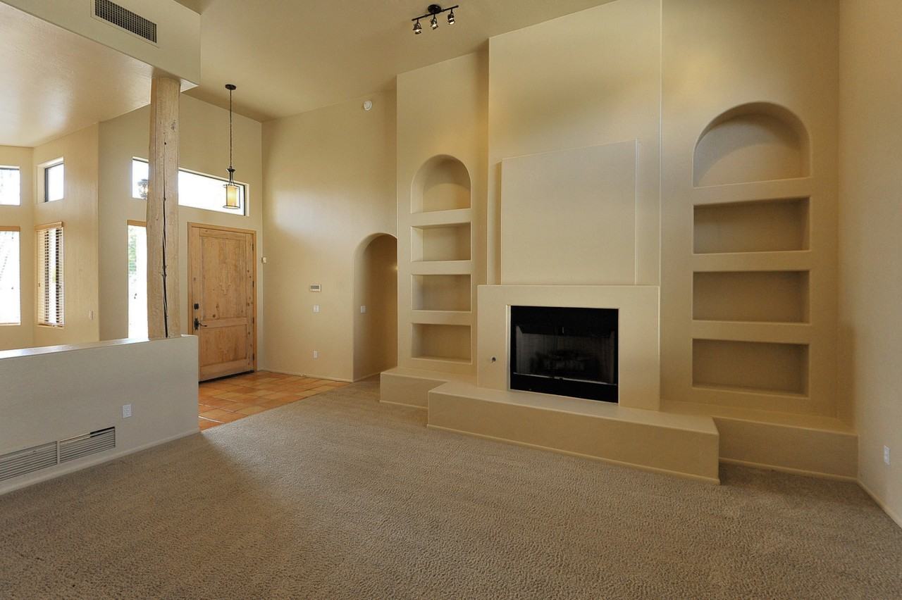 255 E Morning Sun Ct - Photo 3 of 31