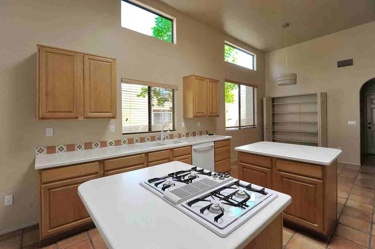 255 E Morning Sun Ct - Photo 7 of 31