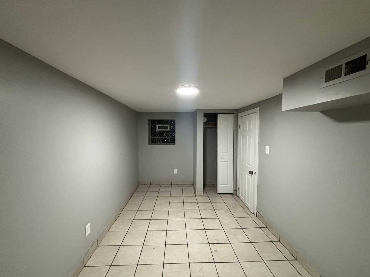 6612 S Maryland Ave - Photo 3 of 5