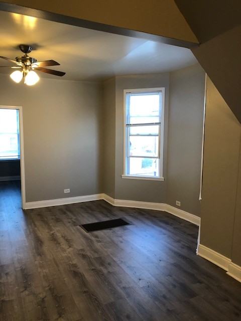 1415 E 75Th St - Photo 6 of 9