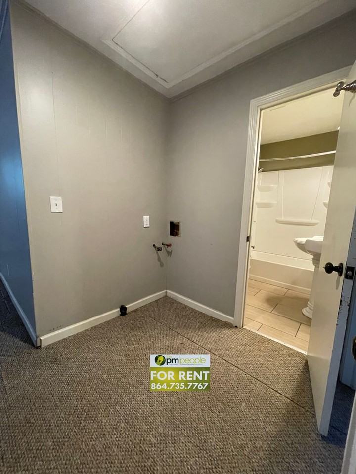 11 Lenox Avenue - Photo 5 of 7