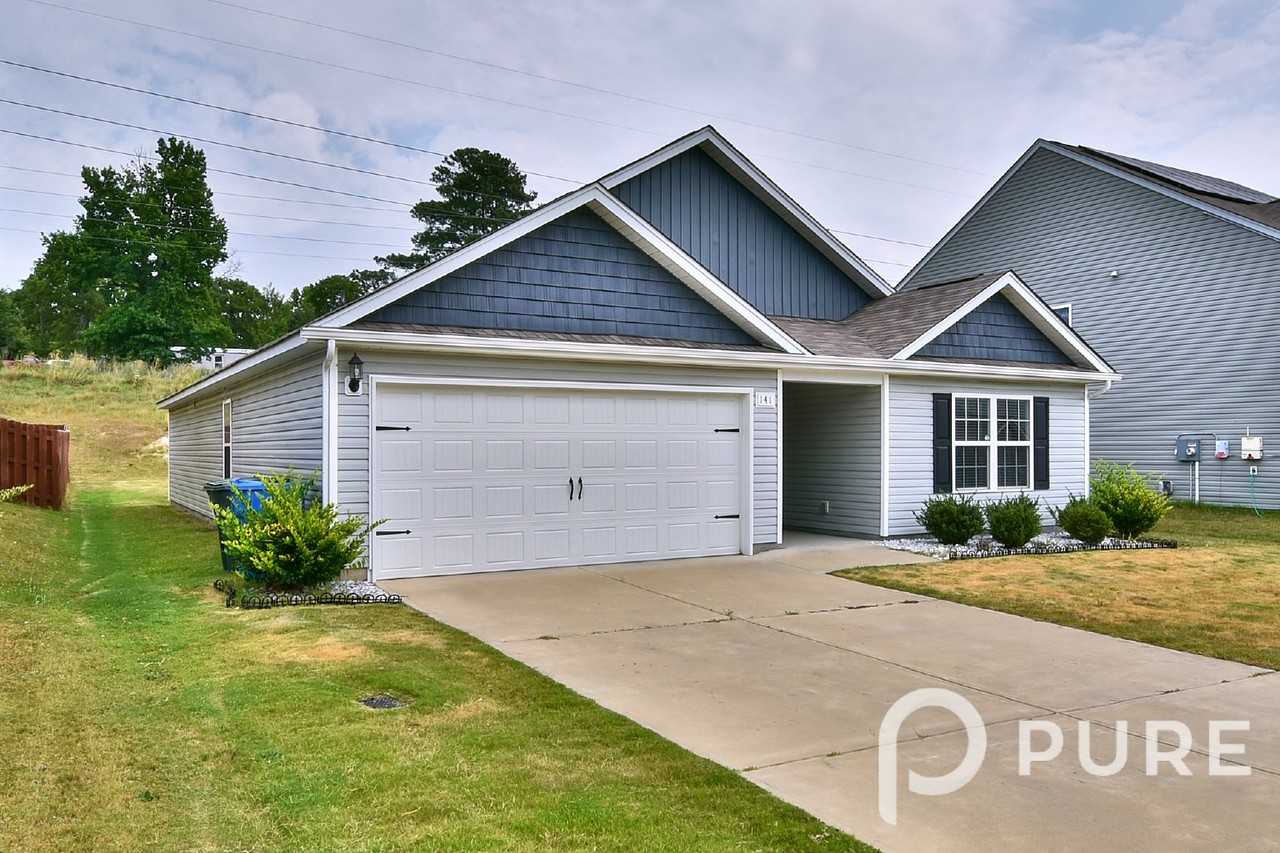 141 Sundew Rd - Photo 2 of 47