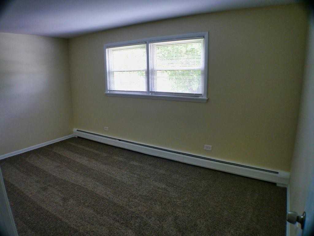 10410 Moody Ave ##Il - Photo 6 of 8