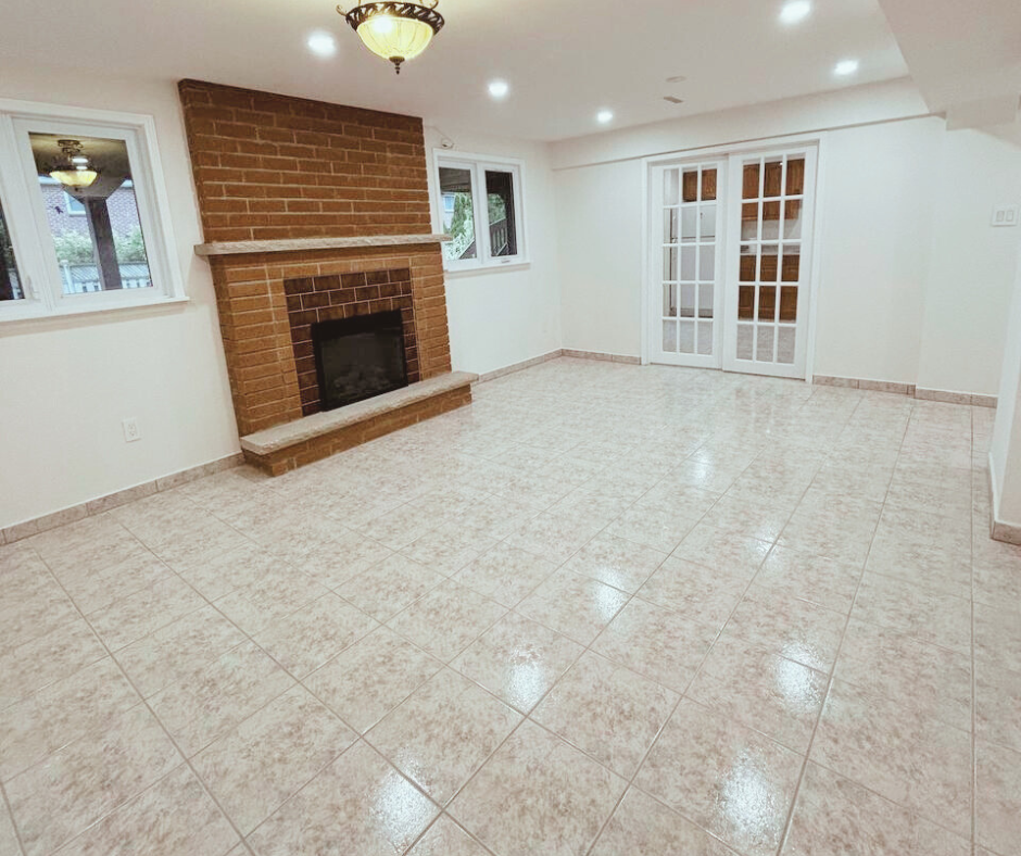 228 Greenock Drive - Photo 3 of 6