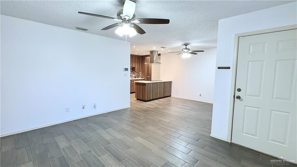 3108 Highland Park Ave - Photo 3 of 19