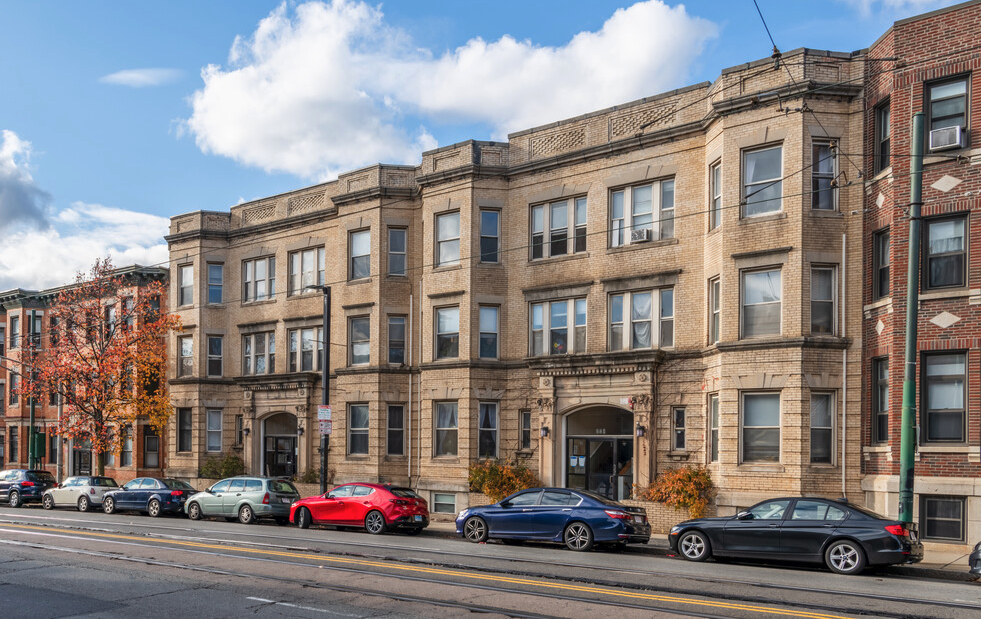 886 Huntington Ave #1 - Photo 7 of 12