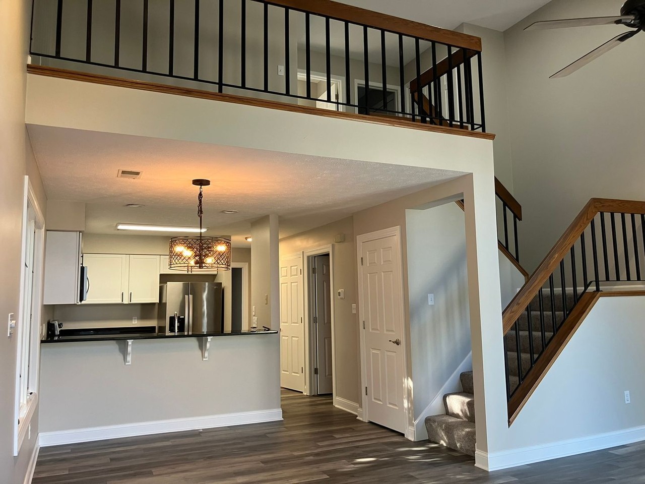 2836 Sand Run Pkwy - Photo 2 of 45