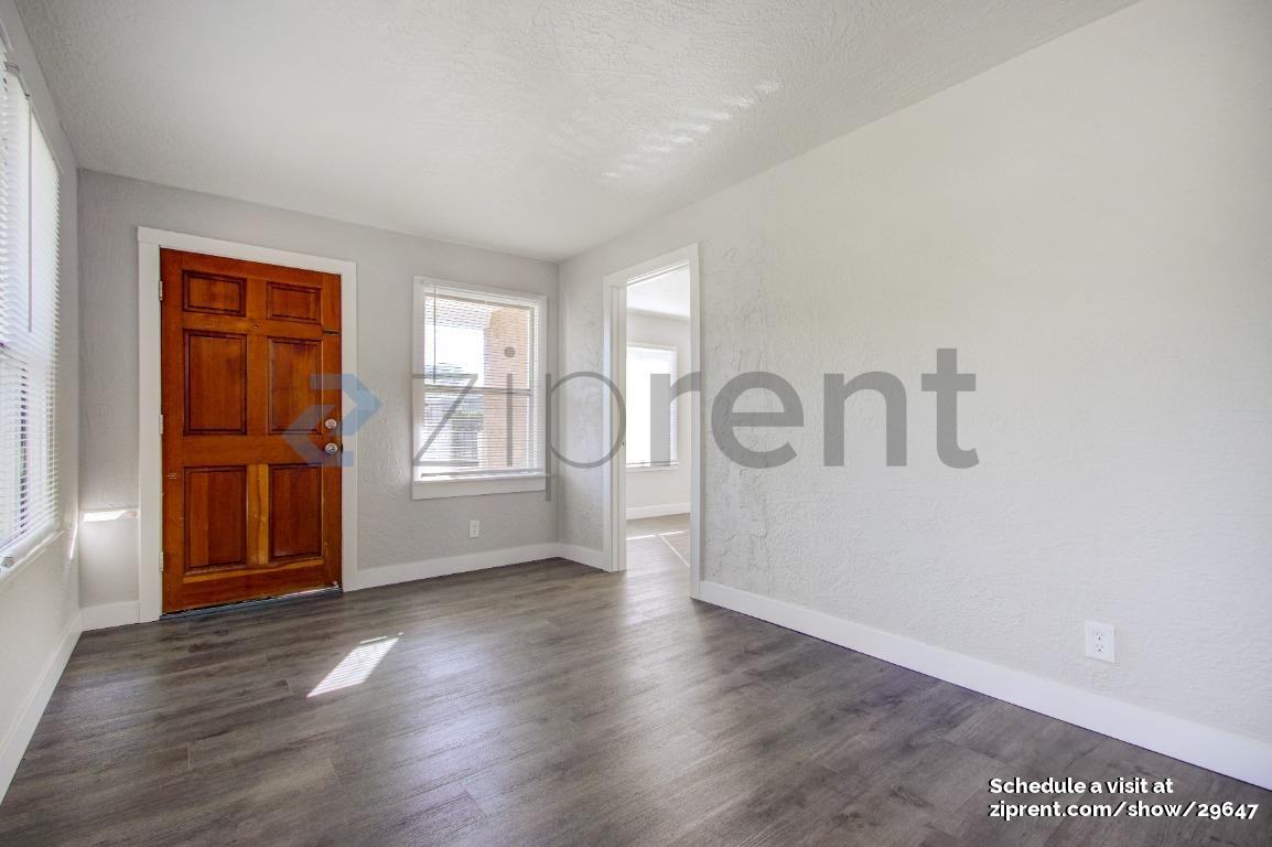 7509 Weld St - Photo 2 of 21