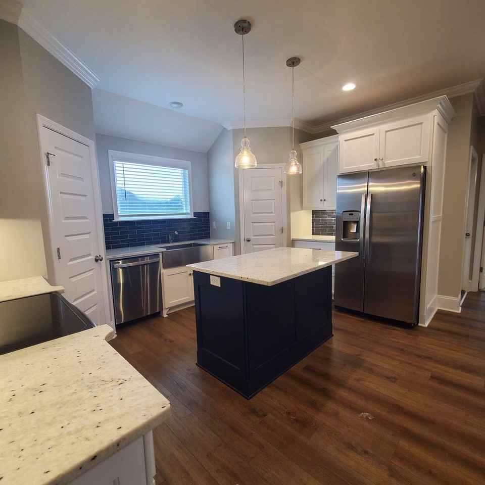 3908 Bishop Ct - Photo 3 of 15