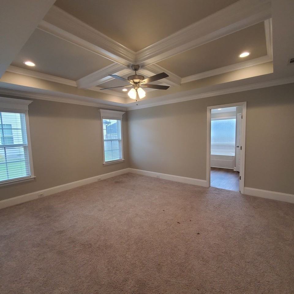 3908 Bishop Ct - Photo 5 of 15