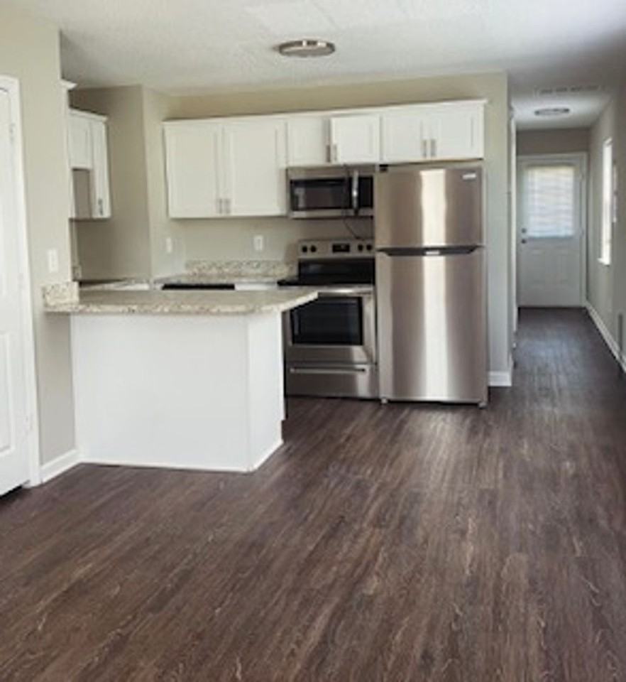 Dockside Duplexes - Photo 7 of 11