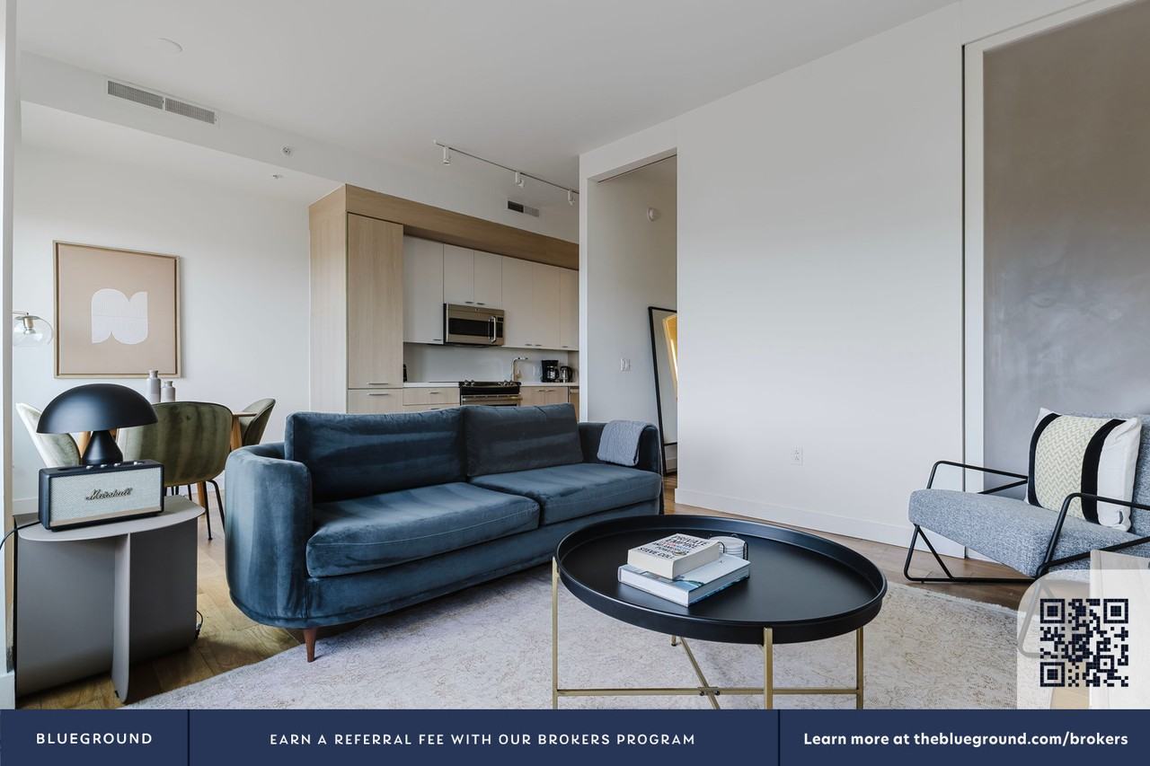 1212 4th Street Southeast - Photo 5 of 37