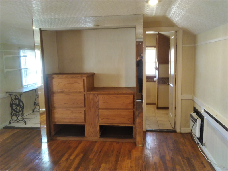 1404B S Jefferson St - Photo 3 of 11