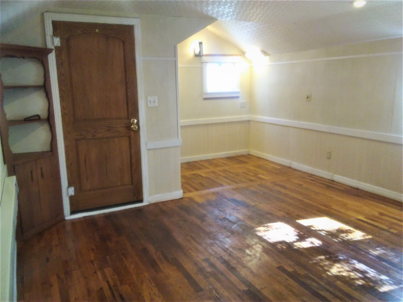 1404B S Jefferson St - Photo 5 of 11