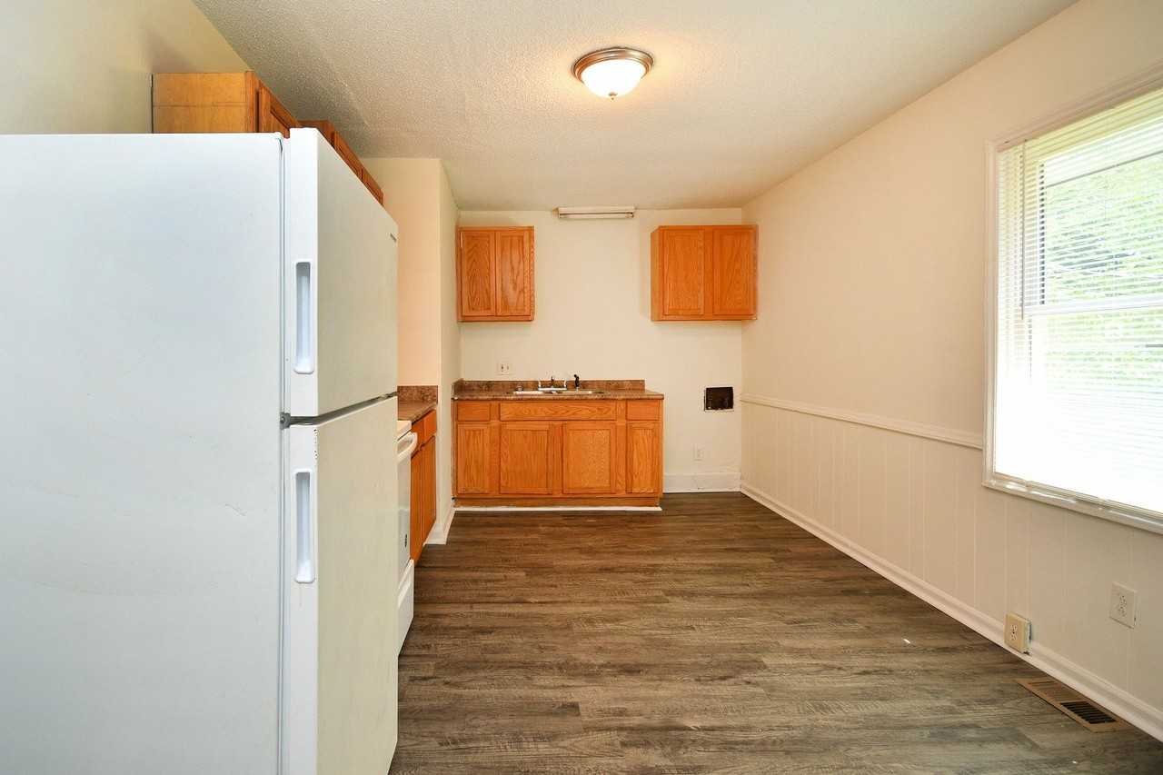 409 Bethlehem Dr - Photo 7 of 26