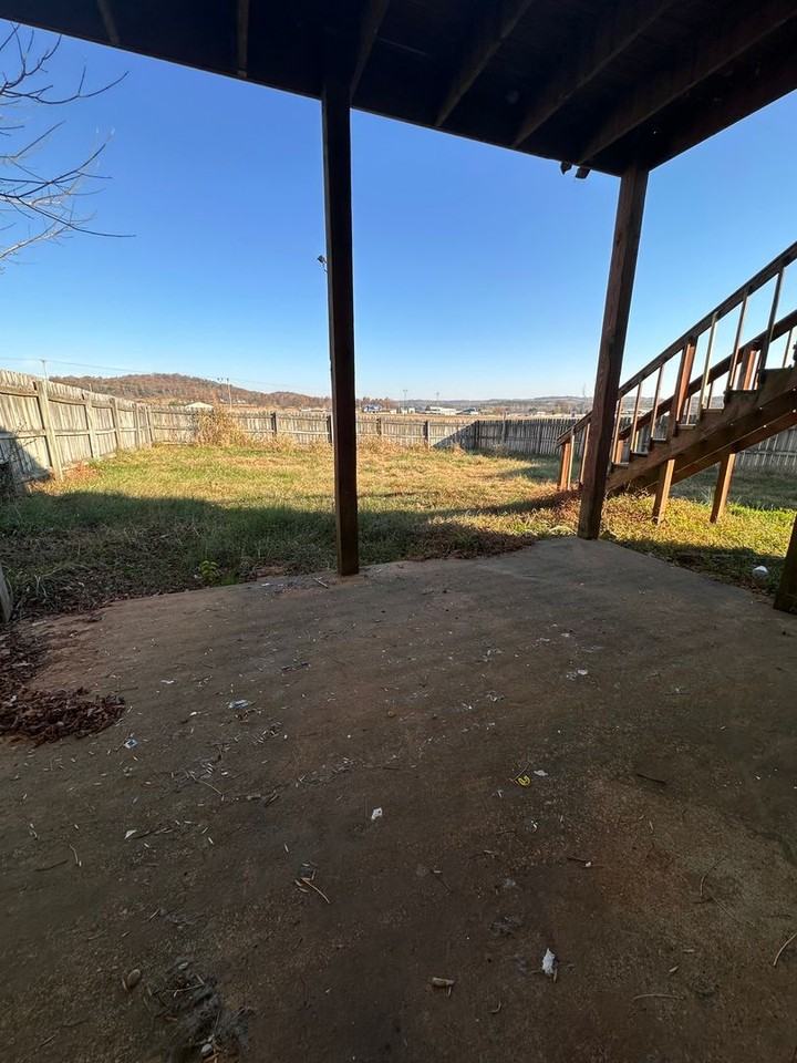 102 John Paul Road - Photo 3 of 12