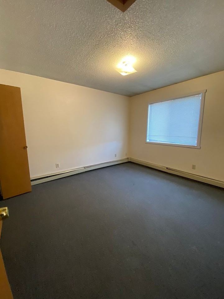 318 Old Highway 52 - Photo 7 of 11