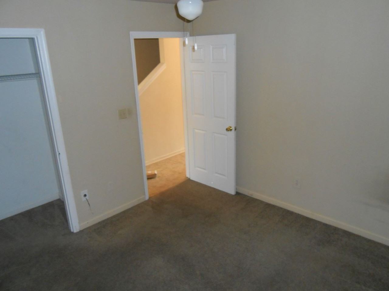 1909 Belle Vue Way Apt E - Photo 2 of 14