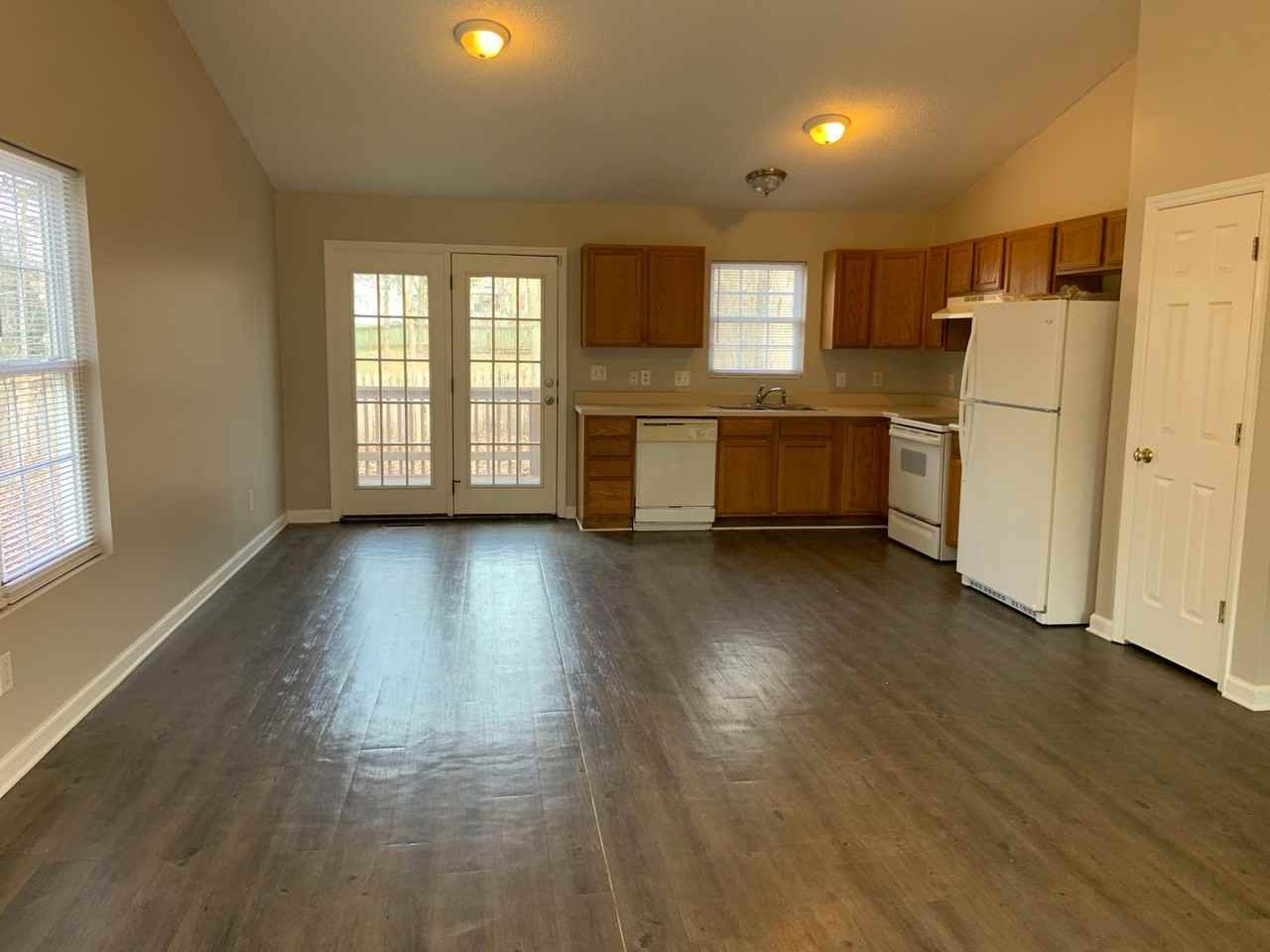 2443 Watkins Grove Pt - Photo 3 of 11