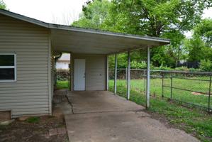 featured image of 2603 W Madison St