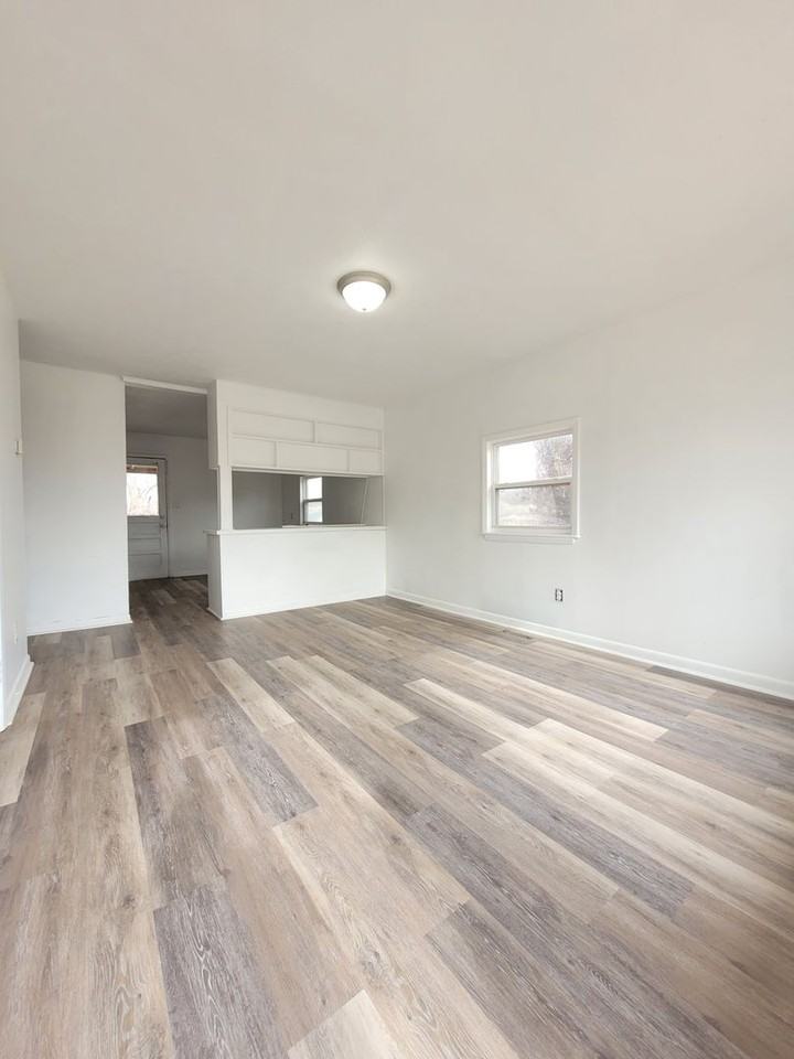 2603 W Madison St - Photo 4 of 10