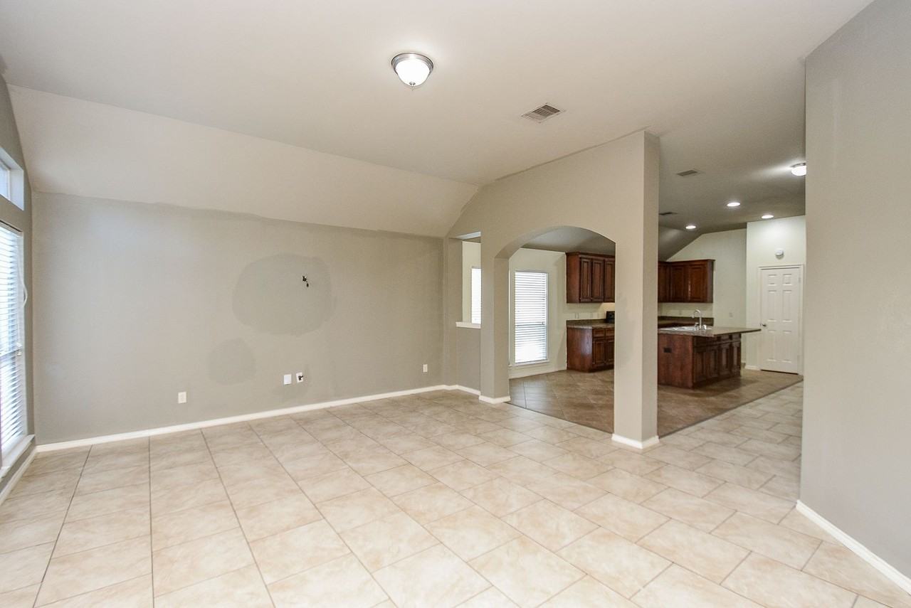 9235 Black Tooth Way - Photo 7 of 32