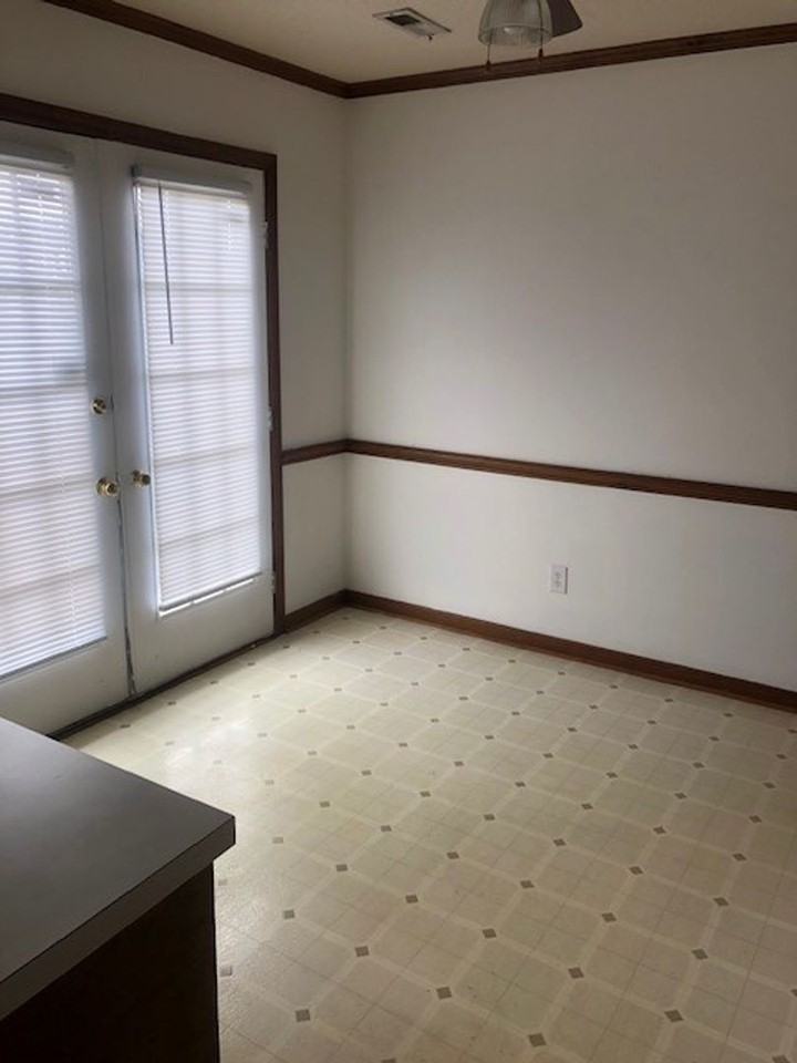 3256 Landmark St Apt A5 - Photo 6 of 21