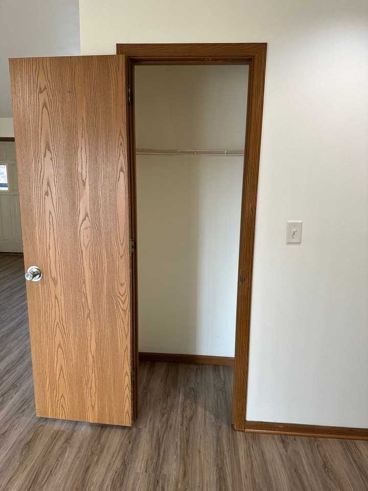 Cleveland Terrace - Photo 7 of 18