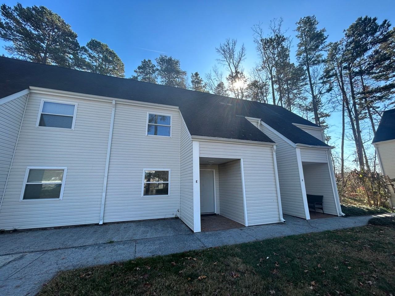 9156 Black Heath Cir #E - Photo 2 of 25