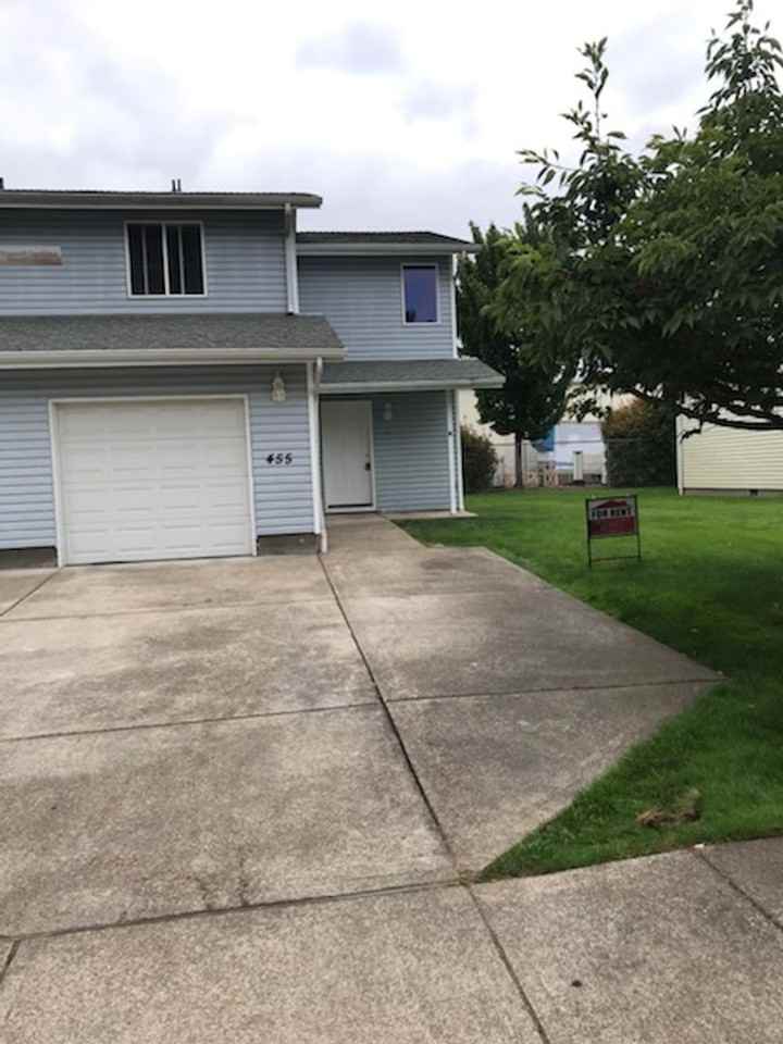 455 Ecols St S - Photo 2 of 16