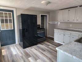 featured image of 125 E Utica St