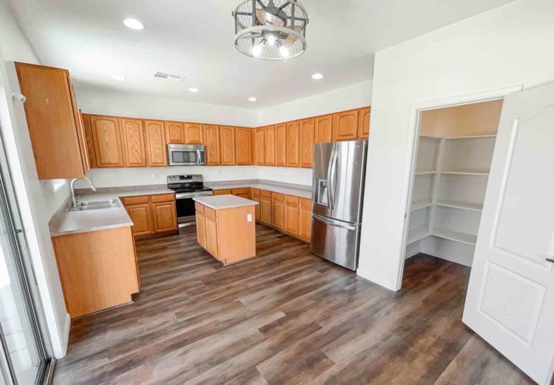 7214 West Saint Charles Avenue - Photo 4 of 21