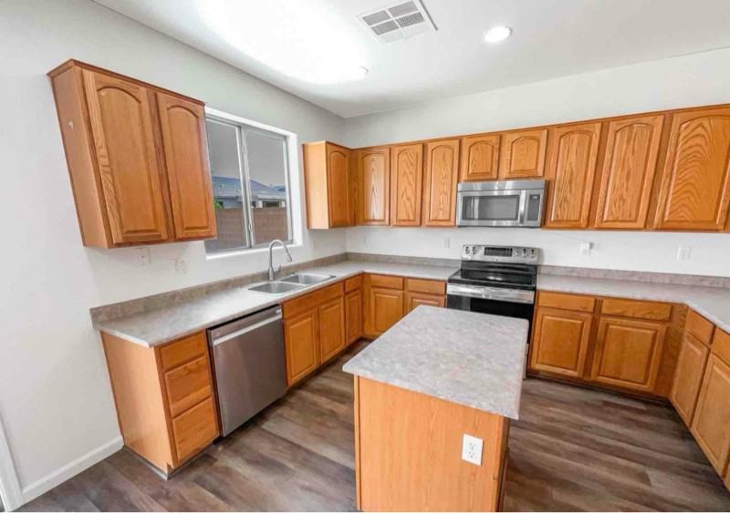 7214 West Saint Charles Avenue - Photo 5 of 21