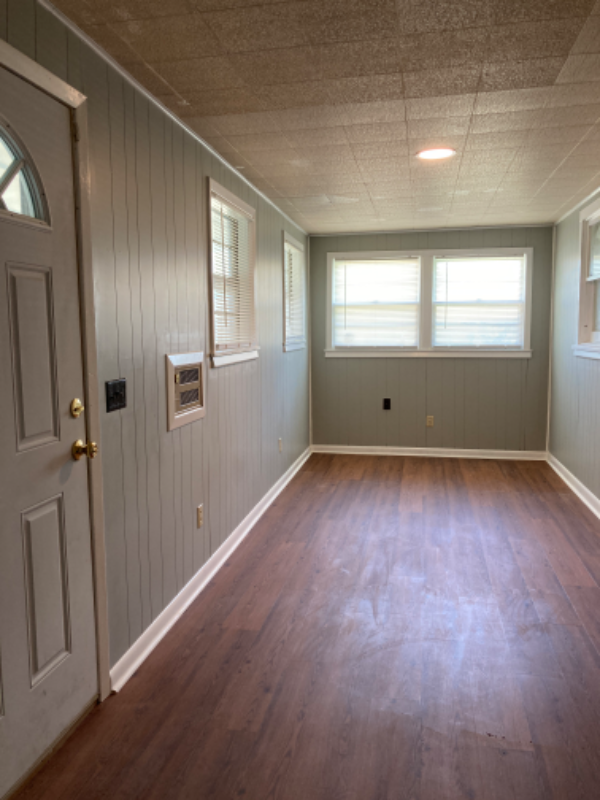 1924 S Philadelphia St - Photo 2 of 20