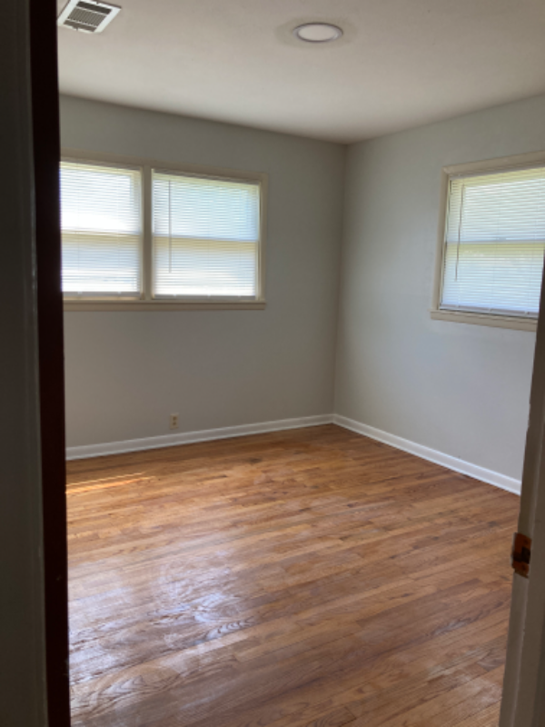 1924 S Philadelphia St - Photo 7 of 20