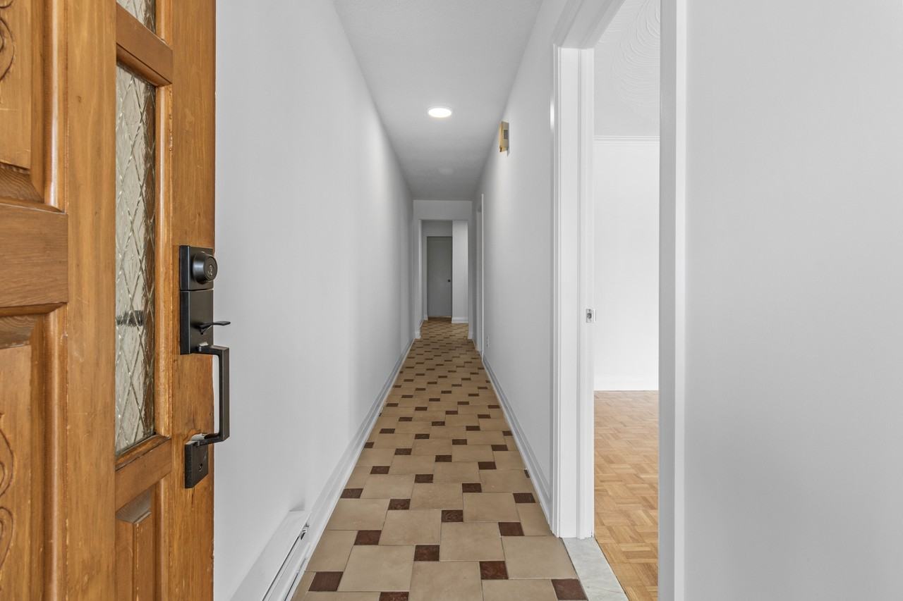 115 Trowell Avenue - Photo 3