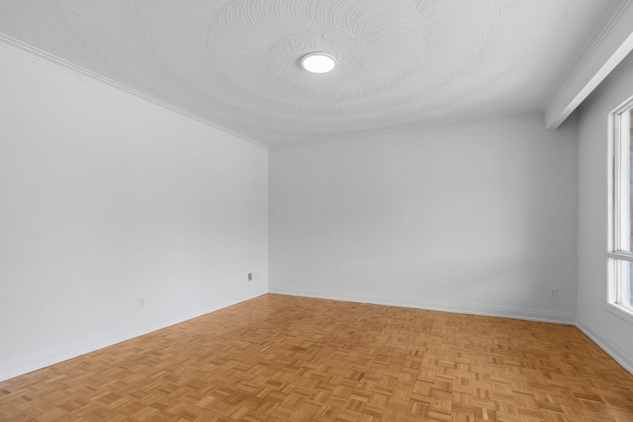 115 Trowell Avenue - Photo 10