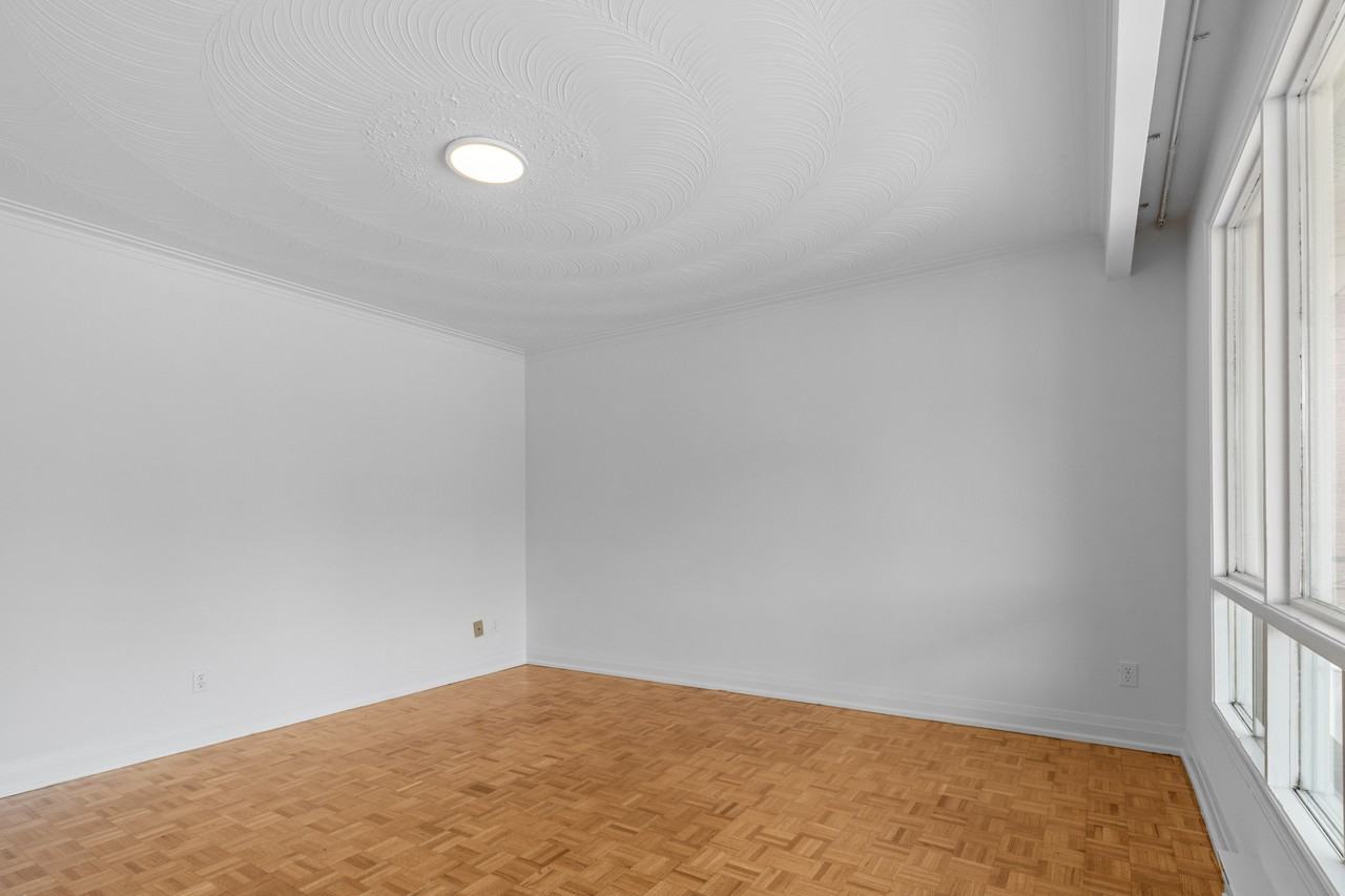 115 Trowell Avenue - Photo 17
