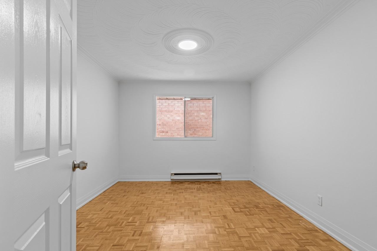 115 Trowell Avenue - Photo 15