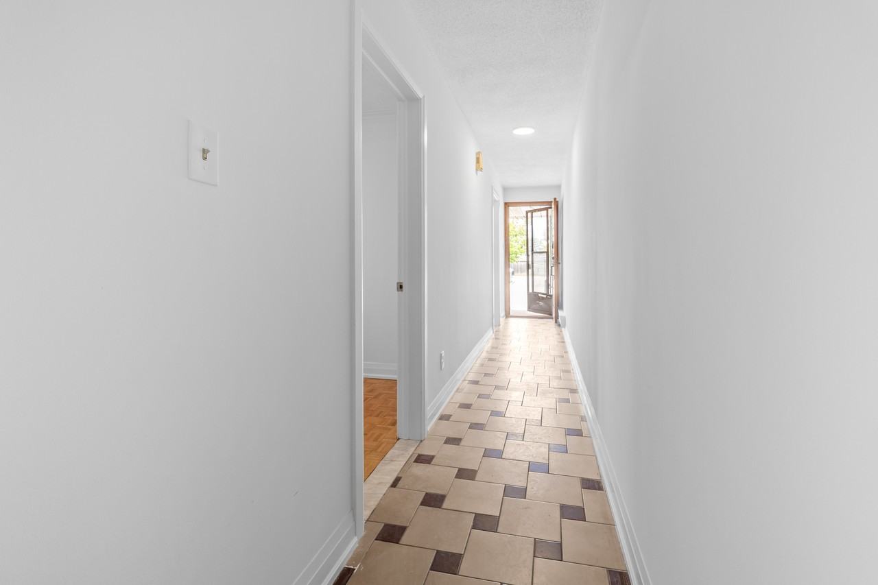 115 Trowell Avenue - Photo 14