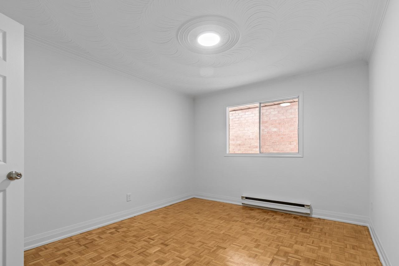 115 Trowell Avenue - Photo 16