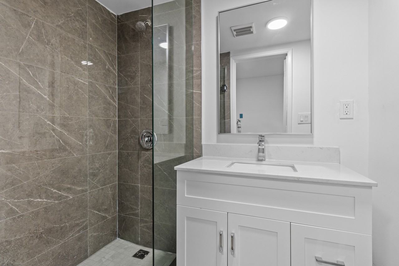 115 Trowell Avenue - Photo 13