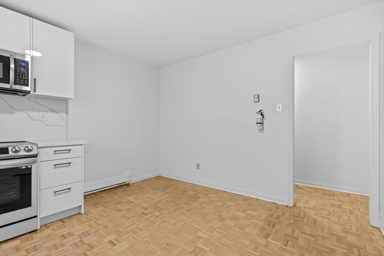 115 Trowell Avenue - Photo 4 of 22