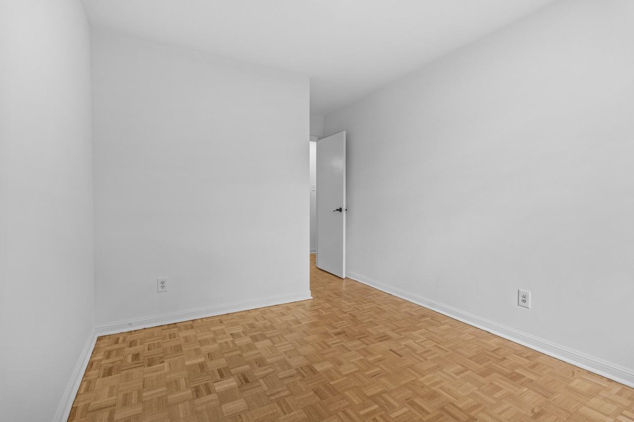 115 Trowell Avenue - Photo 15