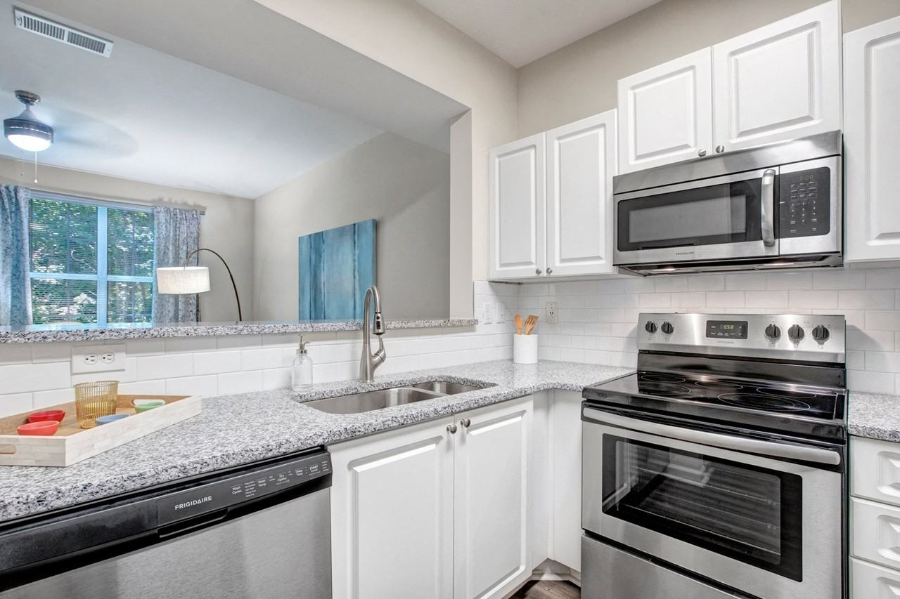 Elevation 3505 Apartments & Townhomes - Photo 2 of 19